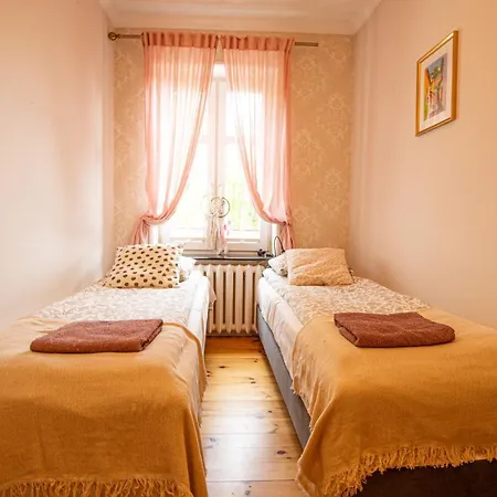 아파트 Ratuszowa 18 *